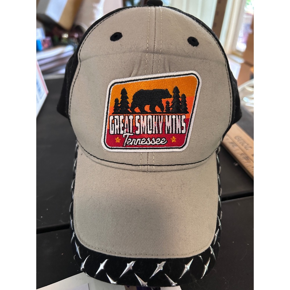 Great Smoky Mountains Tennessee Bear Patch Trucker Hat Tan Black Mesh One‎ Size